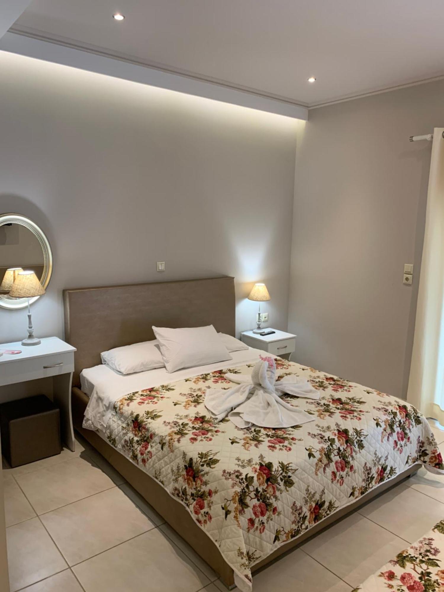 Luxury Studios Ath Limenas  Exterior photo